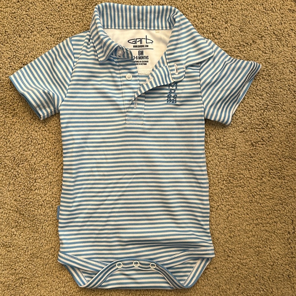 Garb. 3-6 months